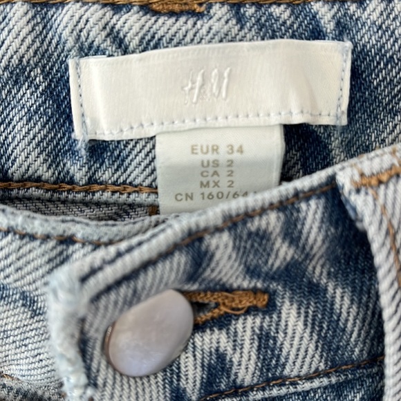 Womens’ H&M Faded Jeans Size 2 - Picture 3 of 7